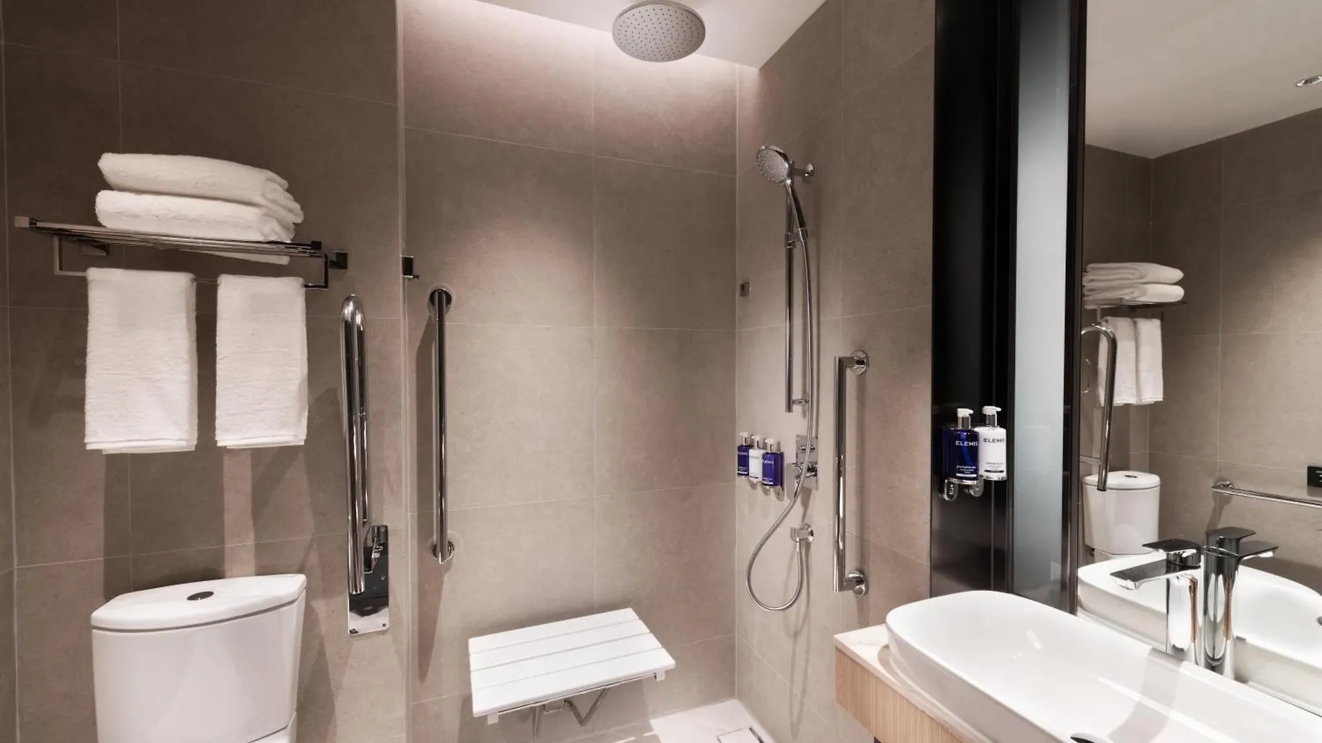Hotel Dorsett Kai Tak Hongkong Čína
