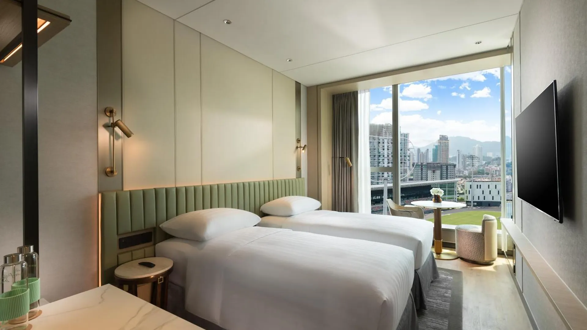 Dorsett Kai Tak Hotel Hong Kong 5*,